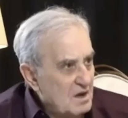 Orda oturan 450 aktivistin içinden geçen…