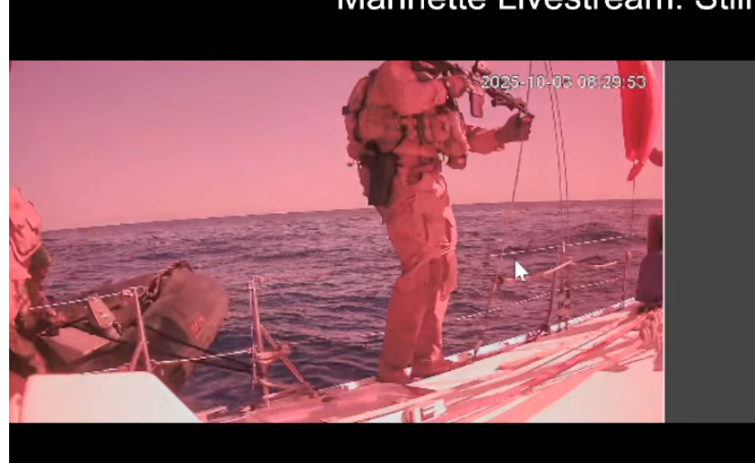 dreampippi_'s tweet photo. maledetti #bloccatetutto #Flotilla #Marinette https://t.co/FKGe0XLWpJ