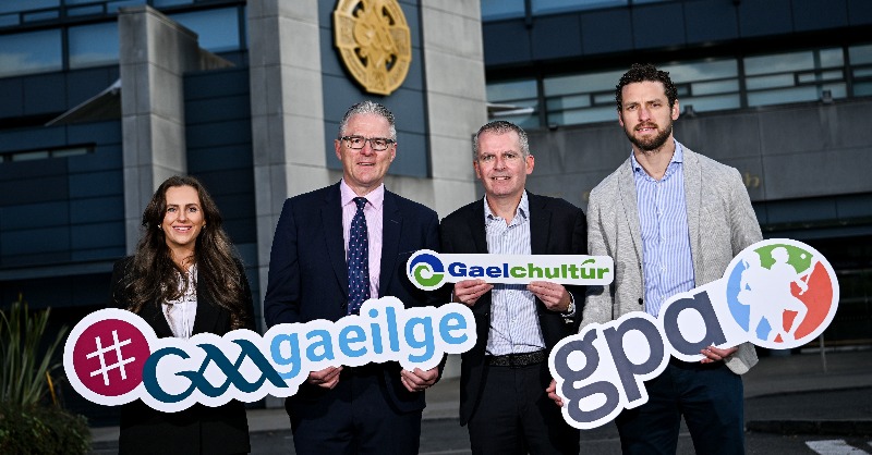 officialgaa's tweet photo. Clár Ceannródaíoch na Scoláireachtaí Gaeilge á chur ar fáil arís d’Imreoirí Idirchontae ag @gaelchultur, Cumann Lúthchleas Gael agus @gaelicplayers. Gach eolas thíos! ⬇️#GAAgaeilge