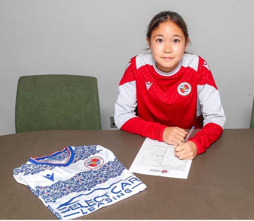 FootballGordon's tweet image. 👏 Huge congratulations to Hannah on signing for Reading FC this season! We look forward to following your journey and supporting your development over the year ahead. 💚⚽ #bleedgreen @GordonsSch