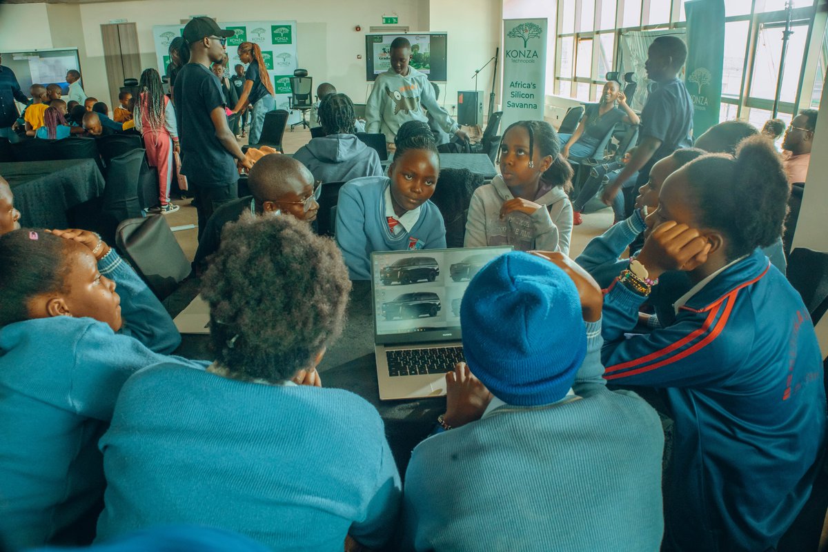 CodeYetu's tweet image. We introduced #coding bootcamps a year ago, since then we have had 2 succesful bootcamps and a Holiday tech Imersion program engaging over 500 kids. We’re excited to build more, explore more, and solve more by training kids in tech skills.
#KidsThatCode #tech #Tech4impact