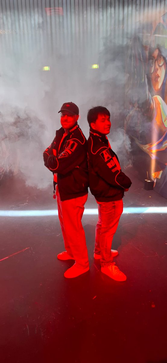 This is the closest we'll get to a walkout... #VALORANTChampions