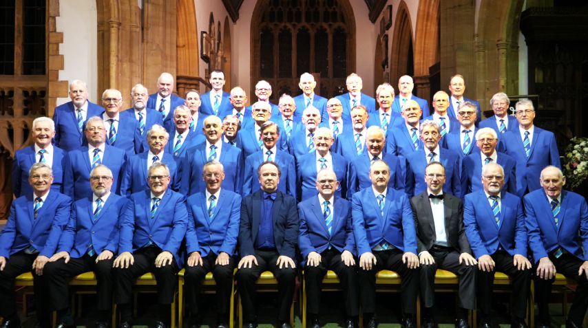 AgeUKSomerset's tweet photo. Sorry to mention Christmas but here’s a date you’ll want in your diary:

Our FREE Christmas Carol Service 🎄
📍 Wells Cathedral
📅 Wed 10 Dec, 11am

With @TauntonDeaneMVC 🎶
Sponsored by @SomersetCare 💙

https://t.co/3eve2SPsks

@WellsCathedral1 #somerset #christmas https://t.co/wo1rpl2XCy