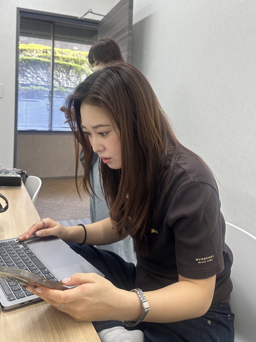 mc_imoon's tweet image. 朝から課題をこなすKaren🪷
大学との両立本当に凄い😤🤝

#オフムーン