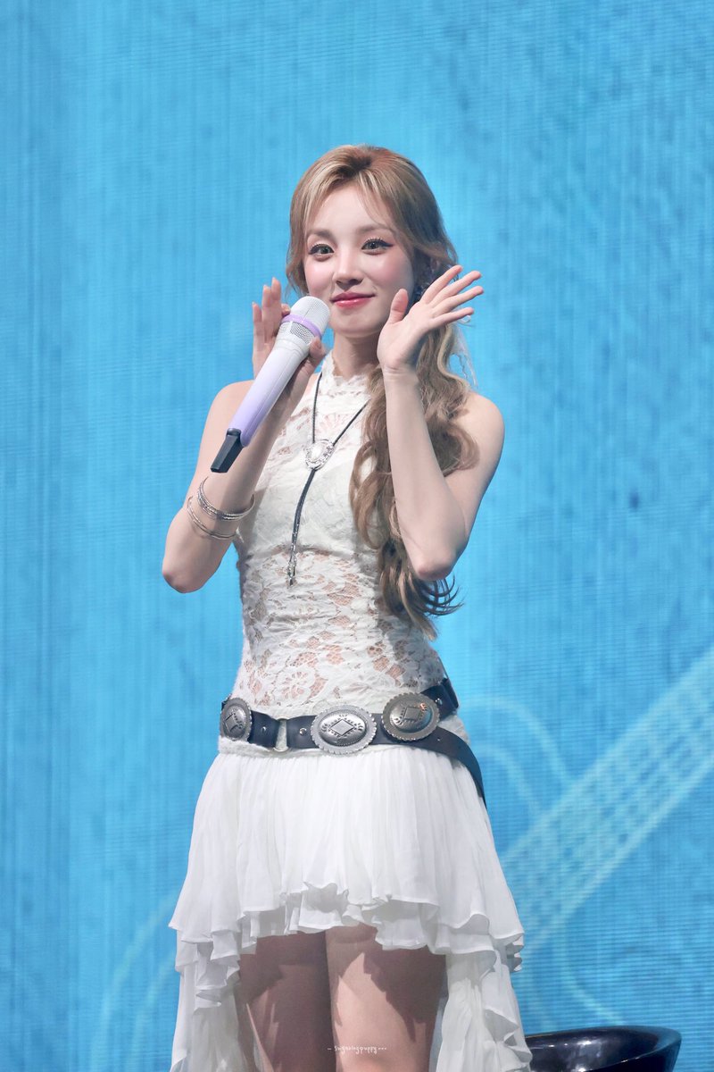 ChingChingView's tweet photo. 250927 SUPERSTAR琦妙夜
#우기 #YUQI #宋雨琦 https://t.co/CFGRrhqsek