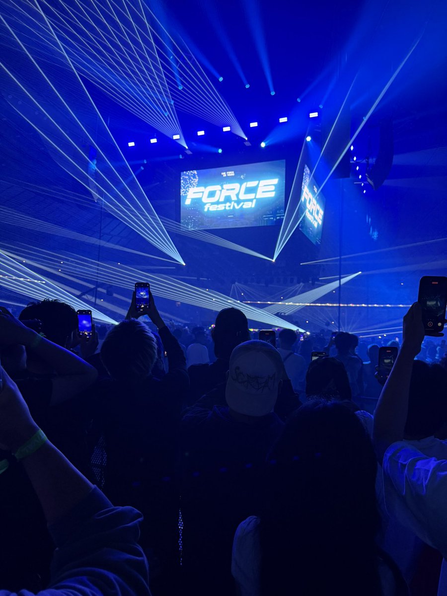 FORCE festival来た
怖い人しかいない🥹