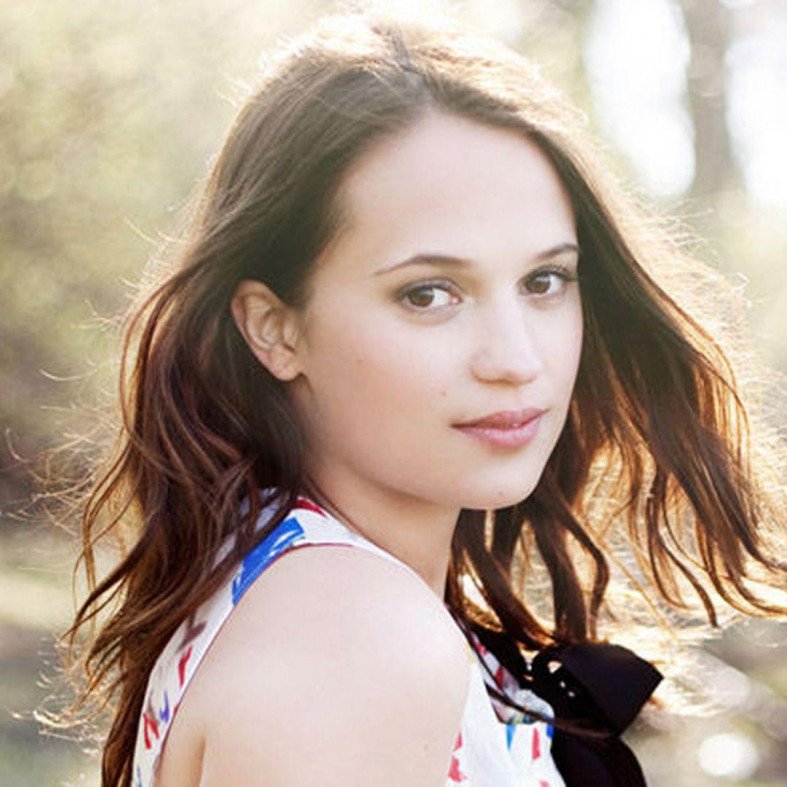 celebcrush4922's tweet photo. Happy Birthday Alicia Vikander 🎂🌷
#HappyBirthday #Alicia #Vikander #AliciaVikander #HBDAliciaVikander #HappyBirthdayAliciaVikander https://t.co/Nfo3WVxeM3