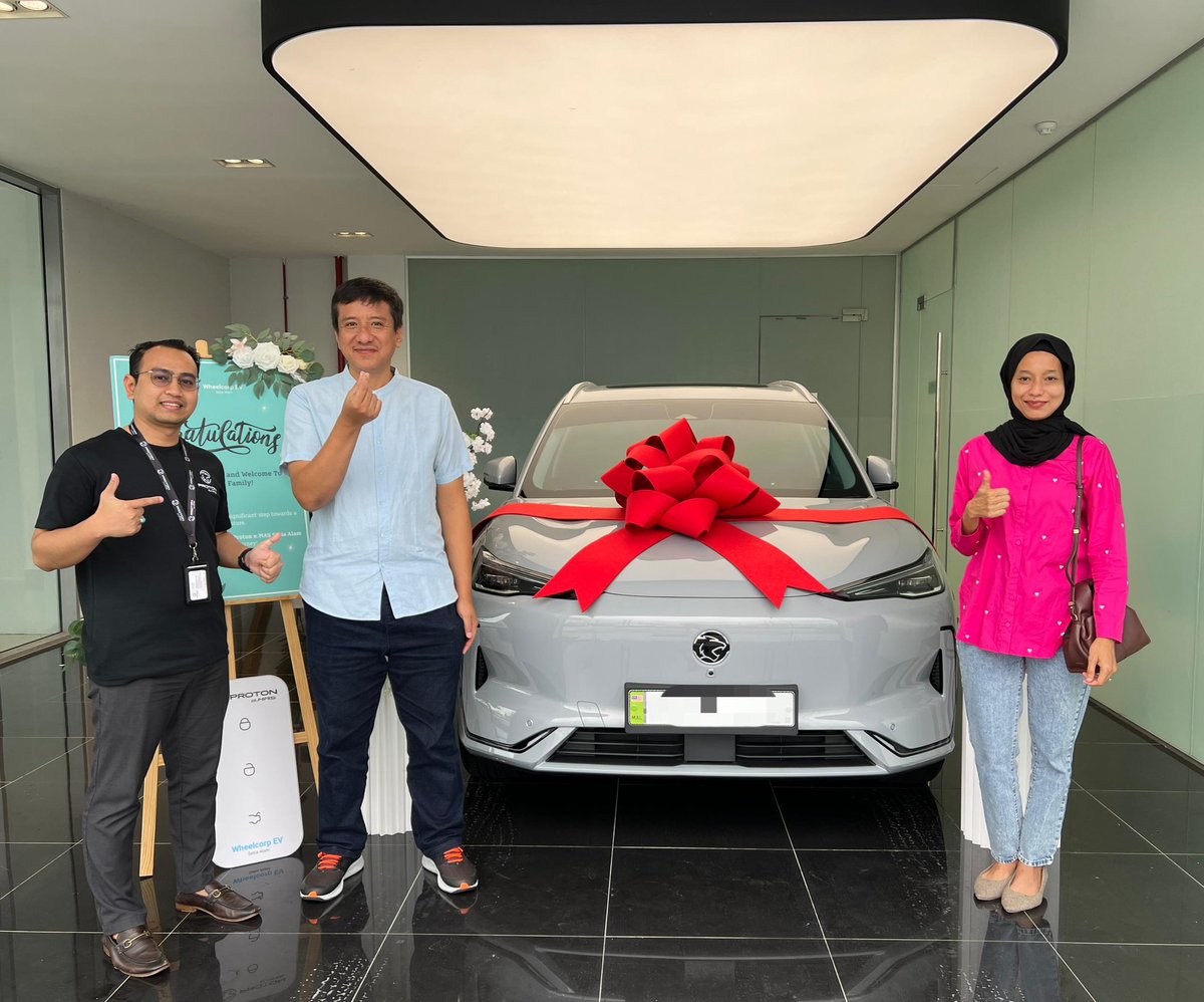 faiztasnim1's tweet image. Congratulations!🥳 
.
Mr Wan Zaky Kamaly🤩
.
On your new purchase Proton e.MAS7 Premium Platinum Silver and welcome to e.MAS Family!🚗🚙
.
Interested with the Proton eMAS: wasap.my/601111766149/P…
.
Faiz Tasnim,
Sale specialist,
Proton e.Mas Setia Alam.

#ProtoneMAS #protonemas7