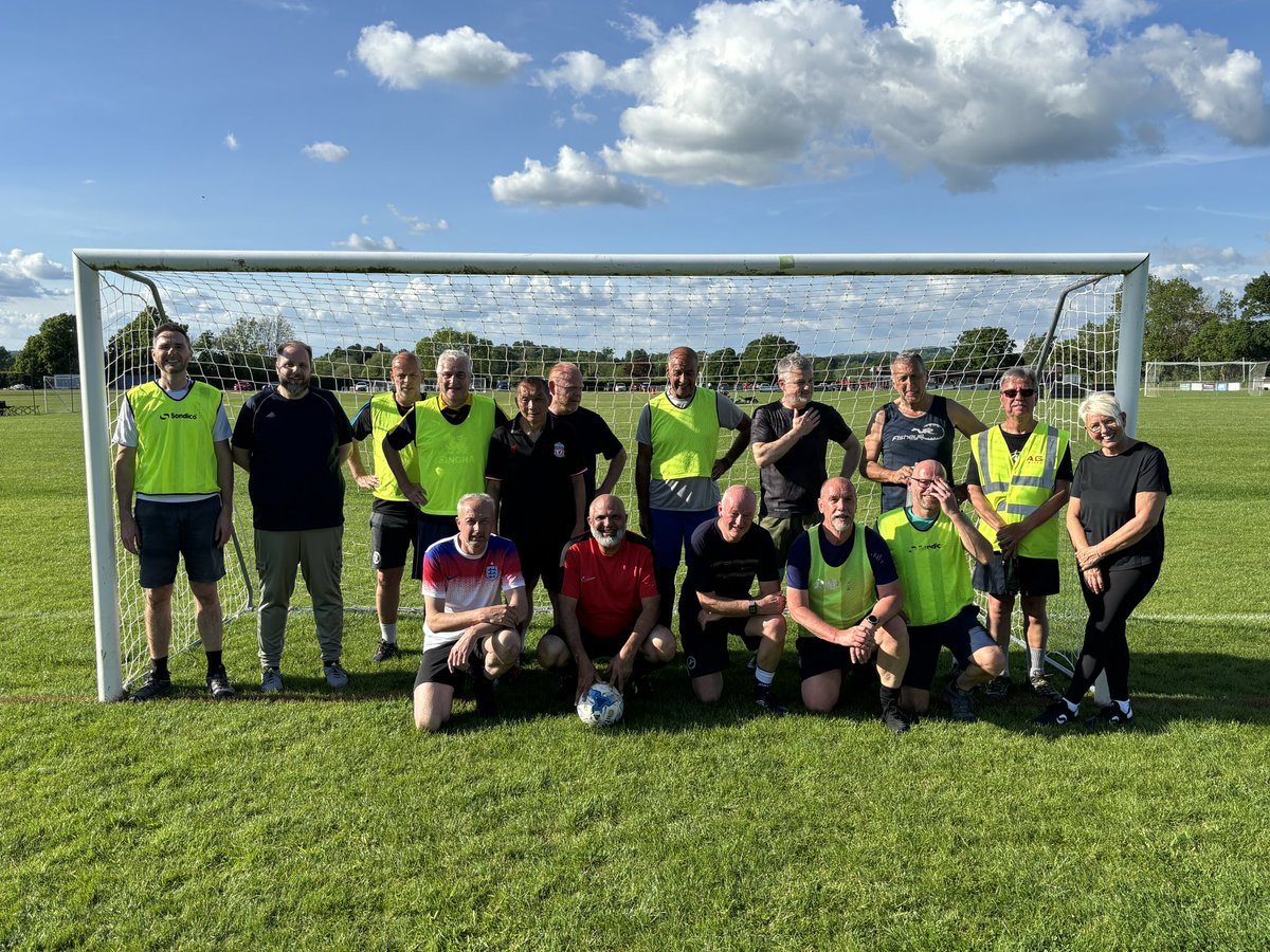 gantrycranes's tweet image. Can we ask a favour for @Alcester_WF team please?
Can you share this post, we are raffling 4 x club Wembley tickets with gourmet dining and free bar for the #England versus #Serbia game.

£10 a ticket. Any ticket bought will really help our O50’s &amp;amp;60’s walking football teams.