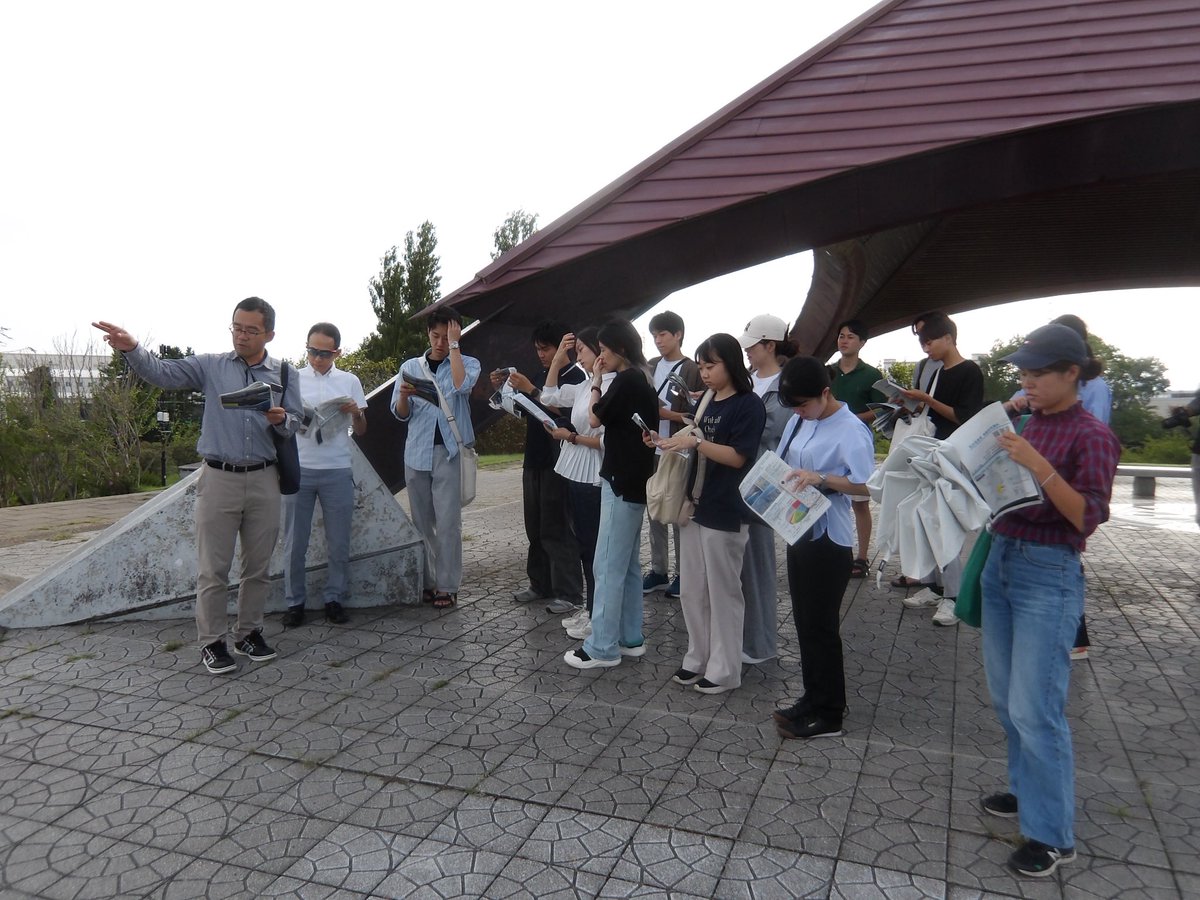 Shiogama9512's tweet image. 【筑波大学&東北大学の学生が仙台塩釜港を見学!🚢】
港のしくみや震災復興、防災の役割について学びました。
2つの大学の学生が交流することで、新しい視点やアイデアも✨
#仙台塩釜港 #港湾見学 #筑波大学 #東北大学 #防災 #復興