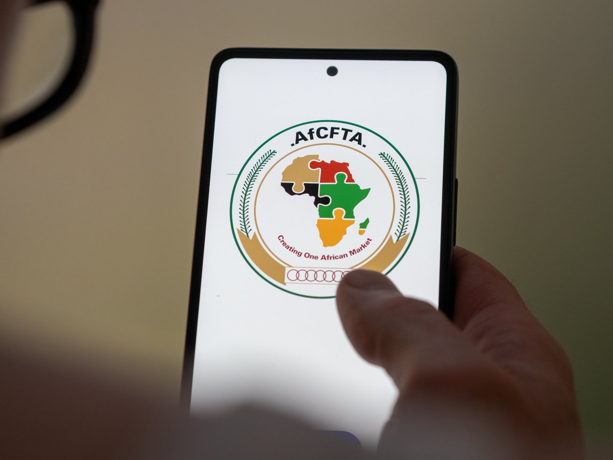 Trade is a game changer for African economies. 

By 2035, #AfCFTA may increase intra-African trade by approximately 33%. 

<a href="/UNCTAD/">UN Trade and Development</a> provides policy recommendations for industrialization &amp; inclusive growth to African countries. 

➡️unctad.org/topic/africa/s….