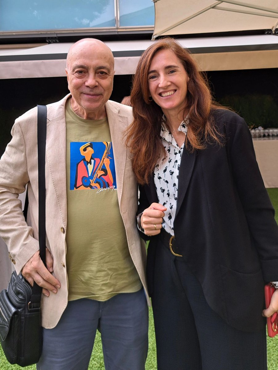 En CosmoCaixa Barcelona. 30 aniversario de Autocontrol. Organismo independiente de autorregulación de la industria publicitaria en España que promueve una publicidad responsable, que sea leal, veraz, honesta y legal.

Con Leticia Ruiz de Ojeda, Directora Técnica de Autocontrol.