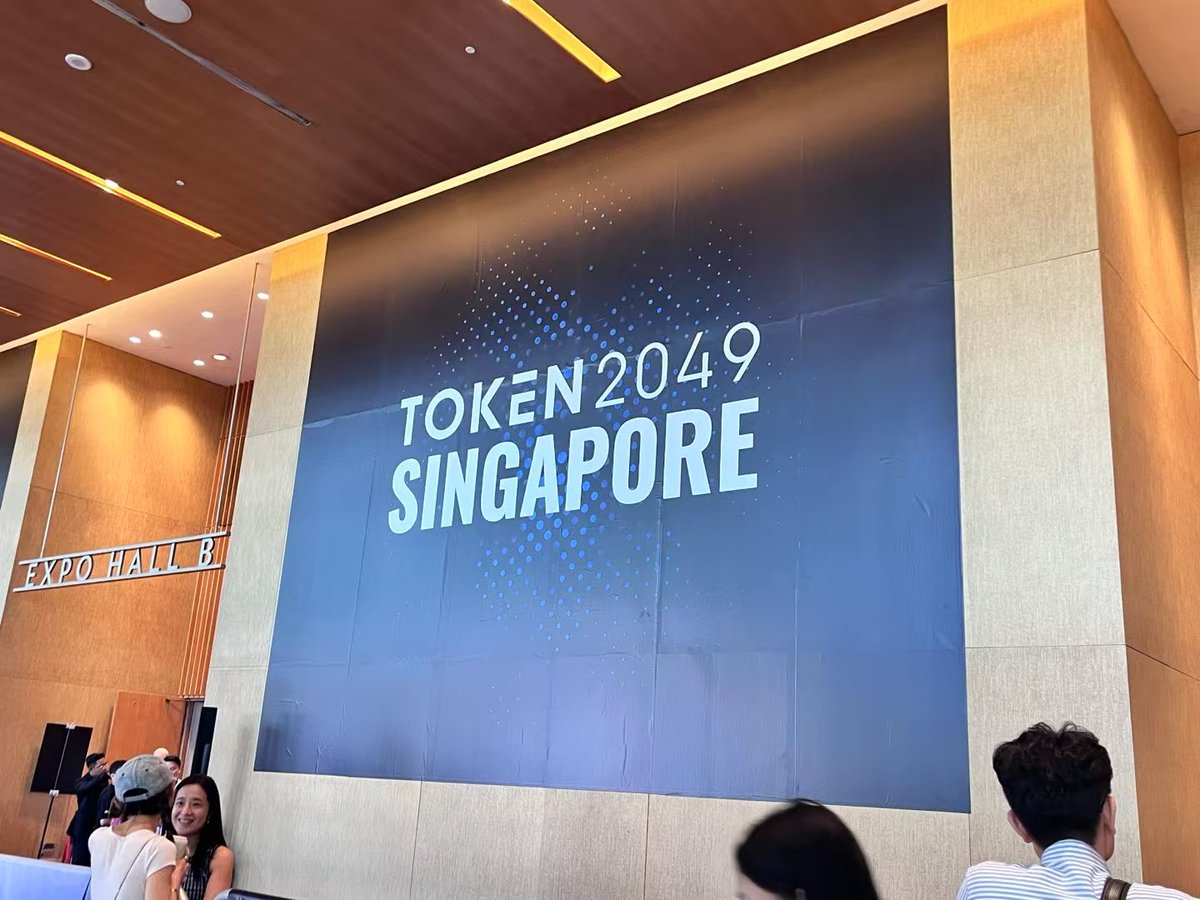 MetaSpaceDAO's tweet image. 昨夜连夜从新加坡🇸🇬开车往吉隆坡赶…来新加坡这么多次，这次真的是累痲的一次…写个行业小作文
首先.全是交易所…恨不能90%都是交易所..cex dex也能理解..真的就是开交易所的最赚钱…大家想的很透彻..不像bitcoin 香港…全部都是挖矿的～挖矿的周边企業
所以不管是交易所..还是矿企..都是本轮最赚钱的
