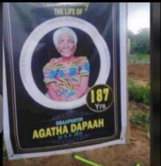 dotboyswag10's tweet image. Rest in peace grandma… you no wan leave this world but God pass you 🙏