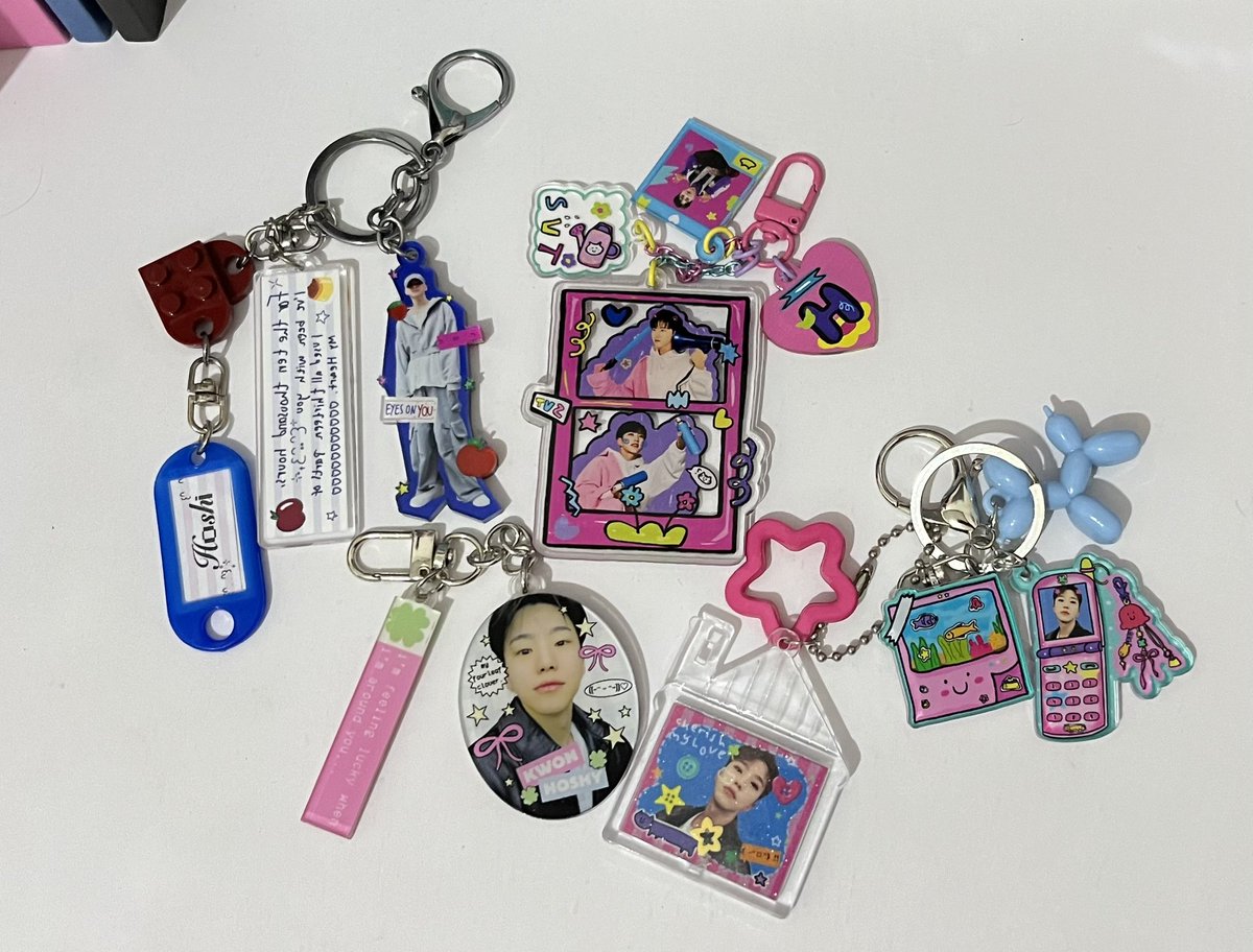 #wts keychain pre<3 hoshi take all only 80k inc all
