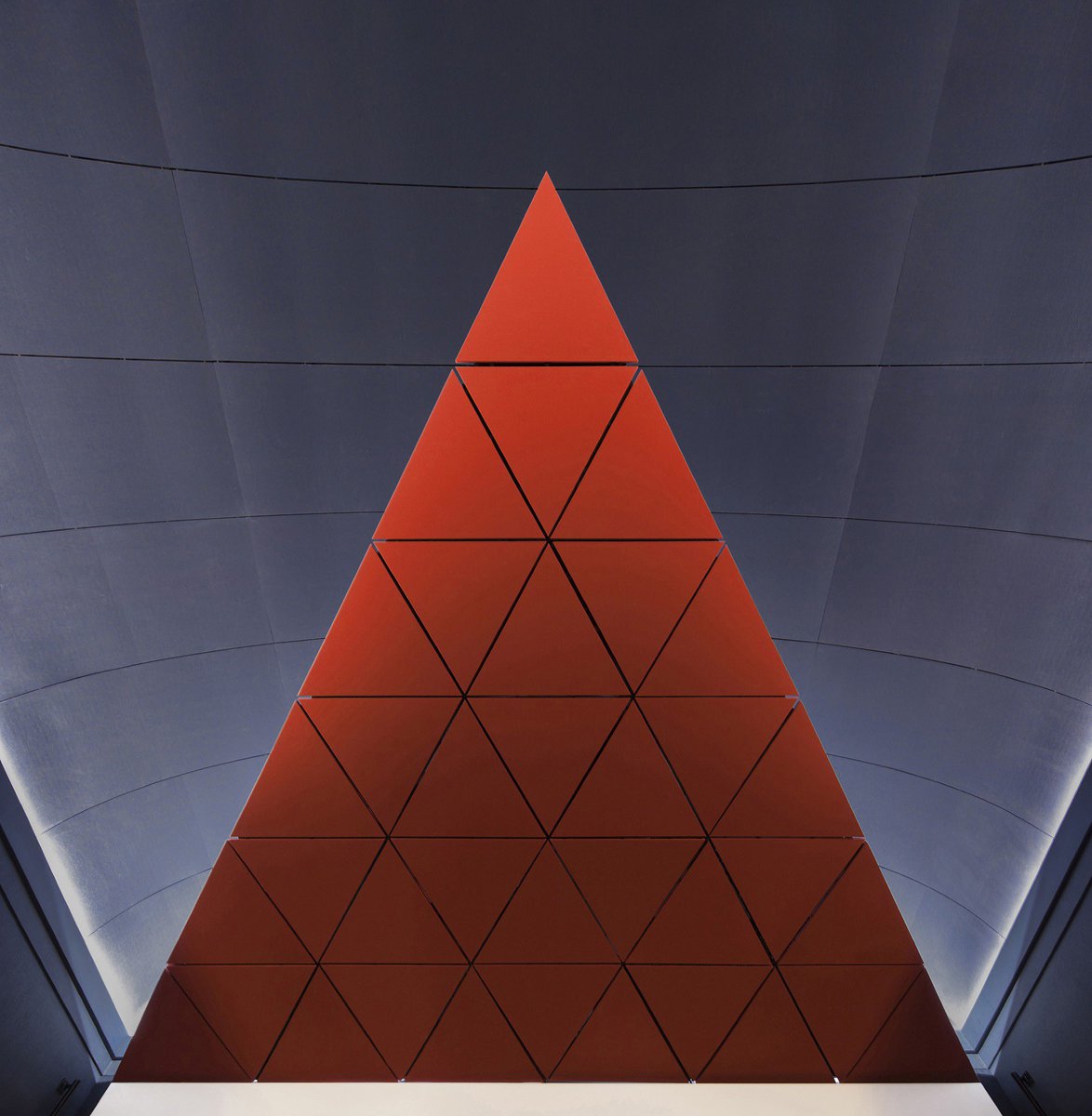 Bach 
Reina Sofia Museum Cinema and Auditorium

hicarquitectura.com/2025/10/bach-r…