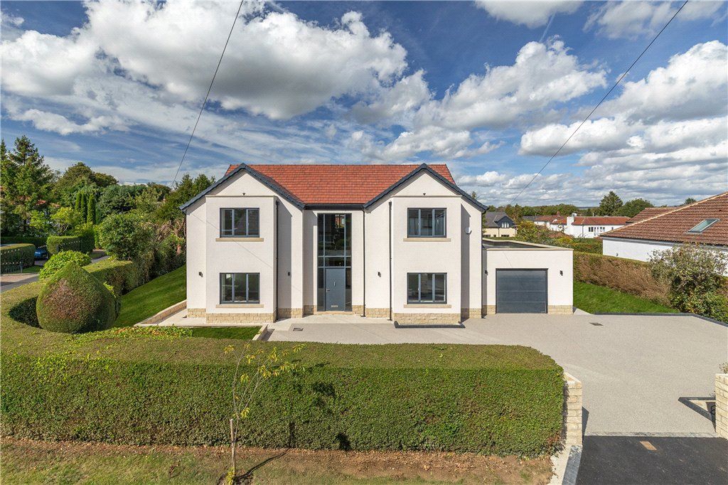 RoneDesign's tweet image. ✨ Project Complete – Chevin Ave, Menston ✨
Stunning new build family home now complete &amp;amp; on the market! Rone Design were proud to be involved as architectural consultants, helping create a high-quality home blending style &amp;amp; practicality.
👉 dacres.co.uk/property/chevi…
#RoneDesign