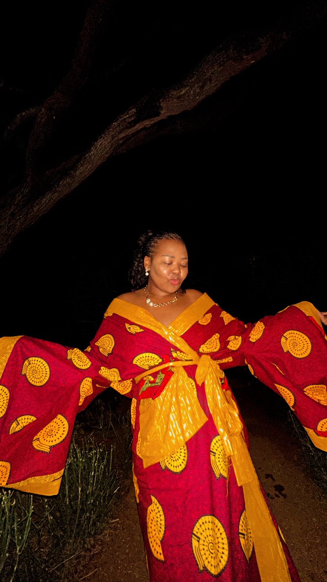 Jambooooooooo

<a href="/FlightCentreRSA/">FlightCentreRSA</a> 
Frequent Flighties… 

Kenya a proper balance of white sand, blue water aaaaaaaand a quench to the safari lovers 

Entire week… 50K 

Beach, Bush… how should one wrap this amazing week up?