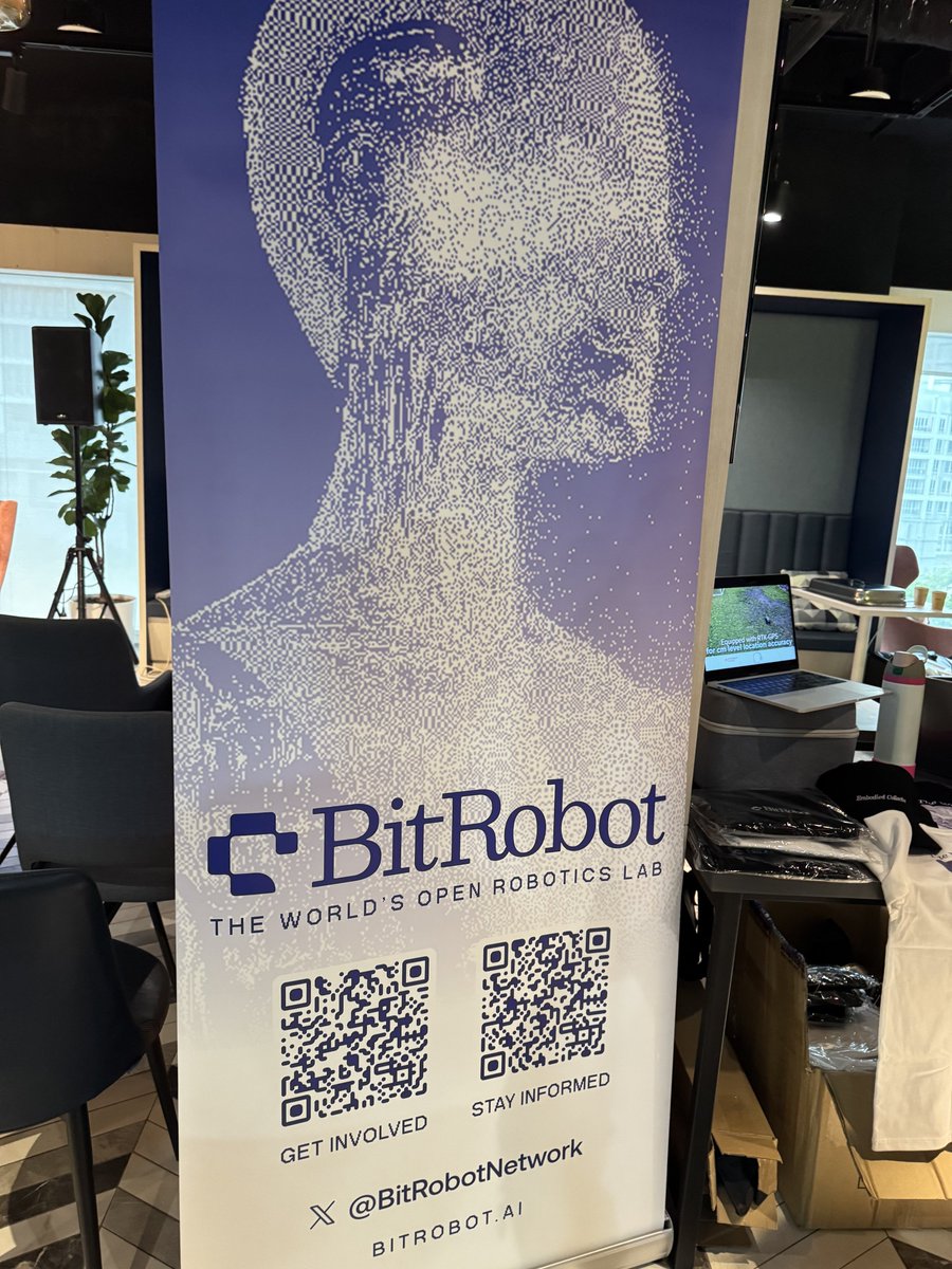 hotspotty's tweet image. Our panel at @SEADePIN&apos;s DePIN APAC Summit was a hit! 🎉

Huge thanks to @NATIXNetwork, @wingbits,  @combinderio &amp;amp; @AukiLabs for joining us to unpack how machines will earn and scale on DePIN!

The machine economy is here🌐
