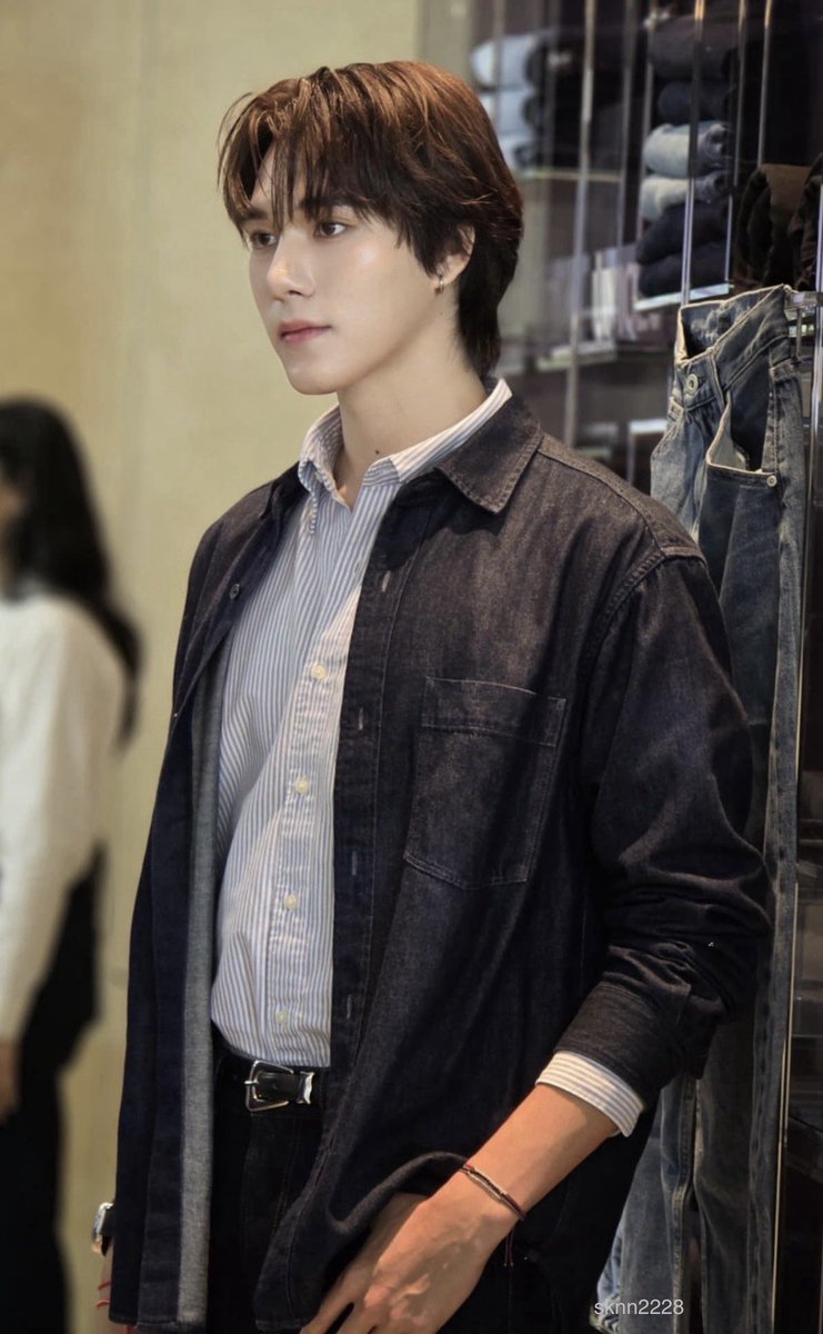 wraveehirunk's tweet photo. จิ้มลิ้มมากกก หนูนิตุ๊กตากระเบื้องเคลือบ

NANI IN UNIQLO JEANS

#UNIQLOJEANSxNANI
#MyBestStandard
#hirunkit_ https://t.co/6yijR3oca5