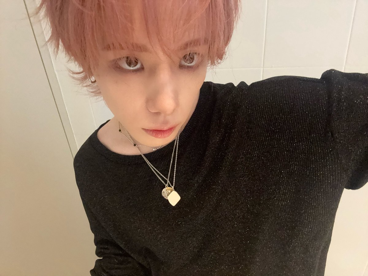 OmegaX_members's tweet photo. [#OX]

영상 보고오셨나요 ?

#OMEGA_X #오메가엑스
#젠 #XEN https://t.co/3tgqCcyzgA