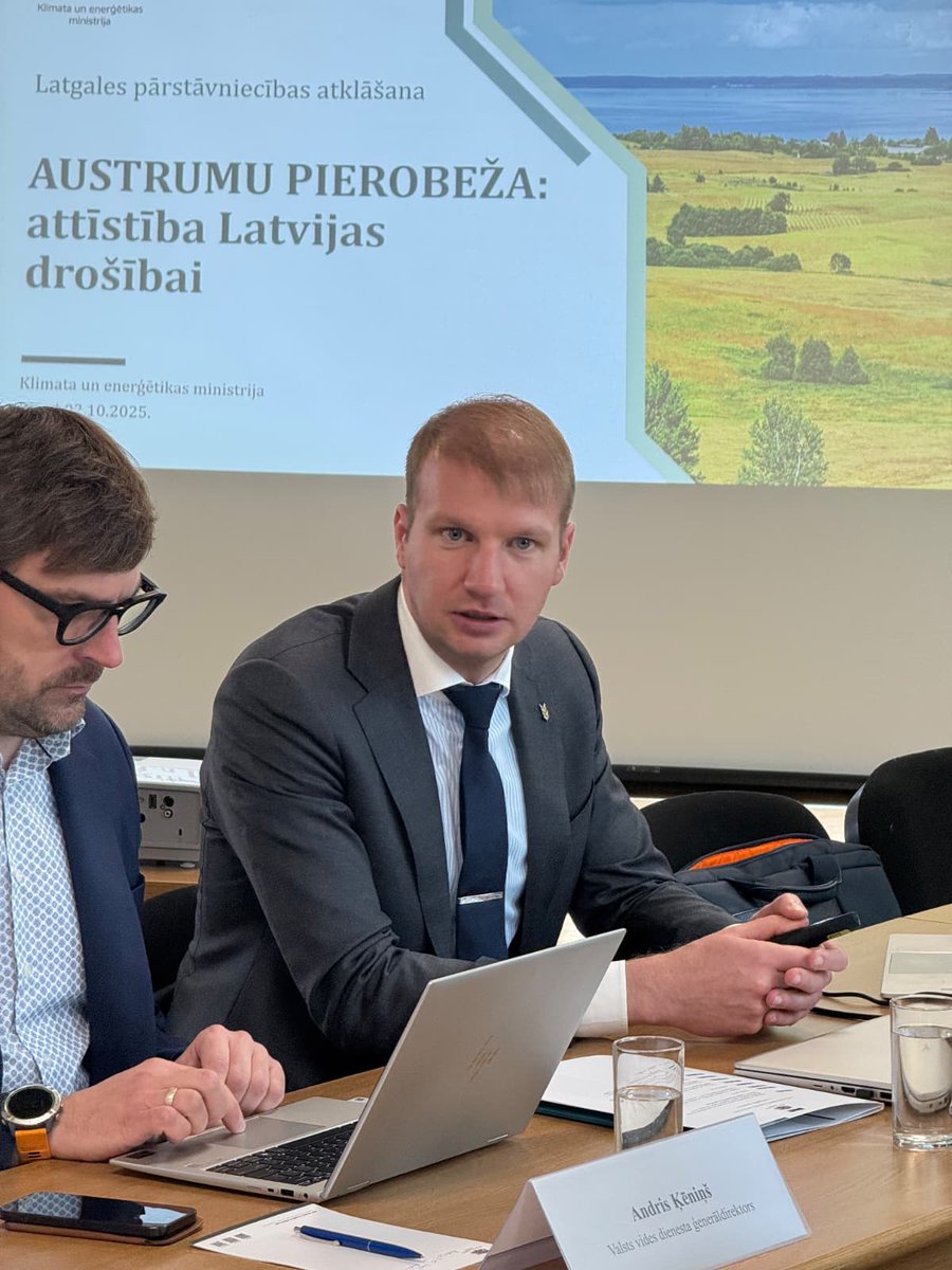 Kaspars_Melnis_'s tweet photo. KEMa Latgales pārstāvniecība ir atklāta @RezeknesPilseta. Pirmais uzdevums ir veicināt atbalsta programmu izmantošanu - pagaidām Latgale ir kūtrāka par pārējo Latviju. Diena aizvadīta, tiekoties ar iedzīvotājiem, pašvaldību pārstāvjiem, uzņēmējiem un Valsts vides dienestu. https://t.co/KPyUwCHqpV