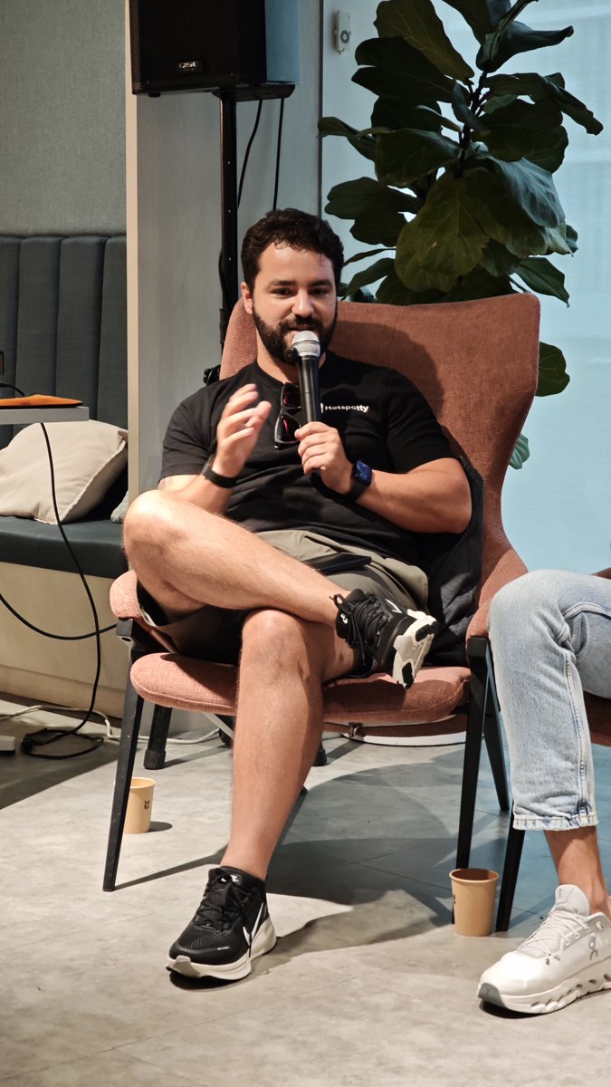 hotspotty's tweet image. Our panel at @SEADePIN&apos;s DePIN APAC Summit was a hit! 🎉

Huge thanks to @NATIXNetwork, @wingbits,  @combinderio &amp;amp; @AukiLabs for joining us to unpack how machines will earn and scale on DePIN!

The machine economy is here🌐