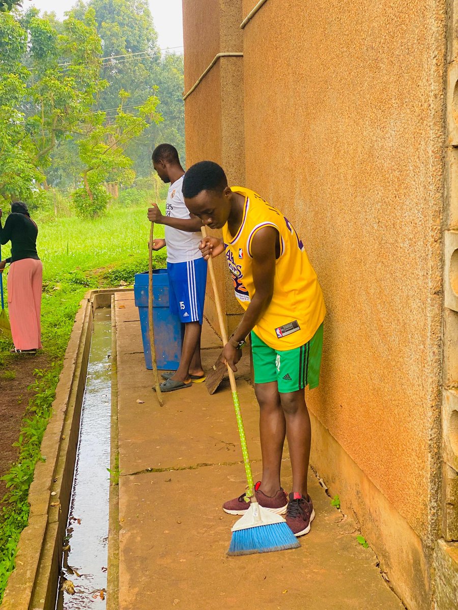 *KULUBYA GENERAL CLEANING*

You’re all invited to attend the Saturday special general cleaning of kulubya starting at 7:00am. 

Tell a friend to tell a friend, ahh bad smell ziii 🫵

Refreshments available 🔥 

Warm regards, 
AKAMPS MEDIA 🐘
<a href="/ArnoldHavard/">Arnold Havard</a>