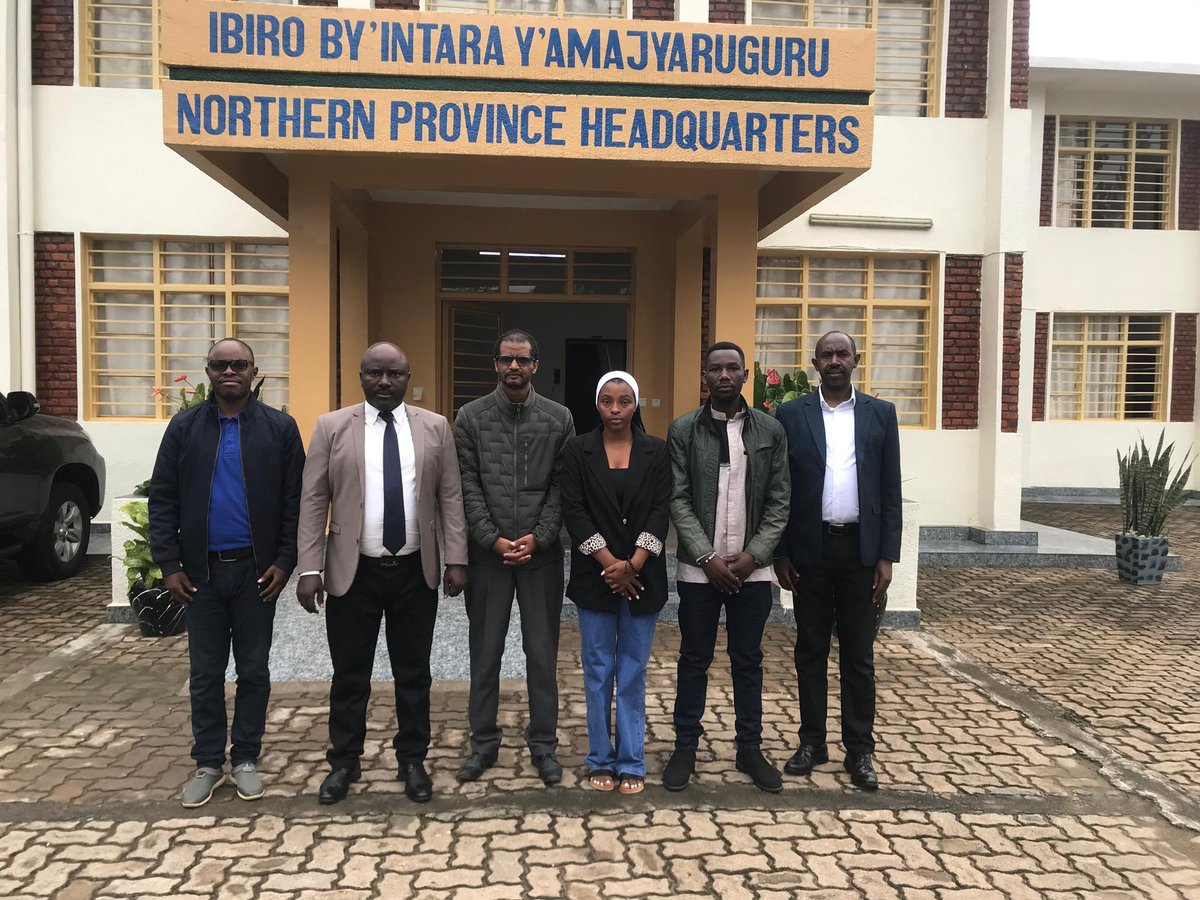 UNESCO_rwanda's tweet photo. Today, debrief meeting with the @gahundemaurice @RwandaNorth 🇷🇼 on the outcome of #Geosites inventory in #VolcanoesNationalPark, #RugeziWetland #bureraRuhondoTwinLakes
as part of @GlobalGeoparks prepations of a nomination dossier for Rwanda 🇷🇼. https://t.co/BTszGT37js