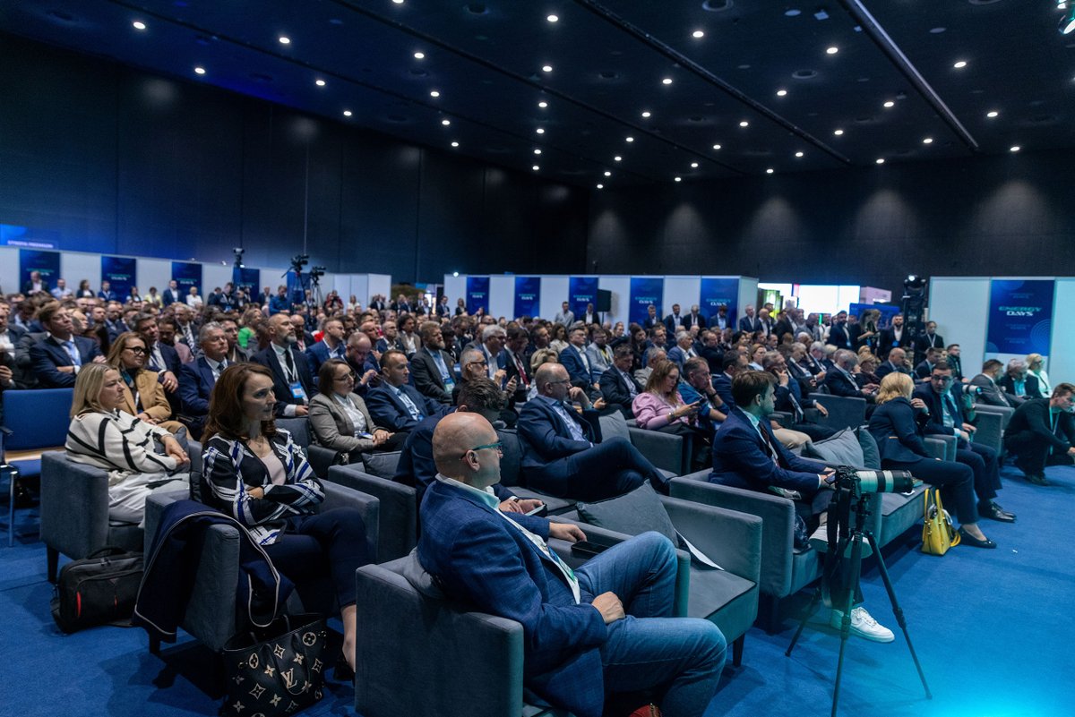 PGE Polska Grupa Energetyczna (@grupa_pge) on Twitter photo W Katowicach odbyło się <a href="/Energy_Days/">Energy Days</a> — jedno z najważniejszych wydarzeń poświęconych transformacji energetycznej w Polsce, na których oprócz merytorycznych debat odbywają się Suppliers Day, prezentujące dostawcom możliwości włączenia się w łańcuch dostaw projektów zmieniających W Katowicach odbyło się <a href="/Energy_Days/">Energy Days</a> — jedno z najważniejszych wydarzeń poświęconych transformacji energetycznej w Polsce, na których oprócz merytorycznych debat odbywają się Suppliers Day, prezentujące dostawcom możliwości włączenia się w łańcuch dostaw projektów zmieniających