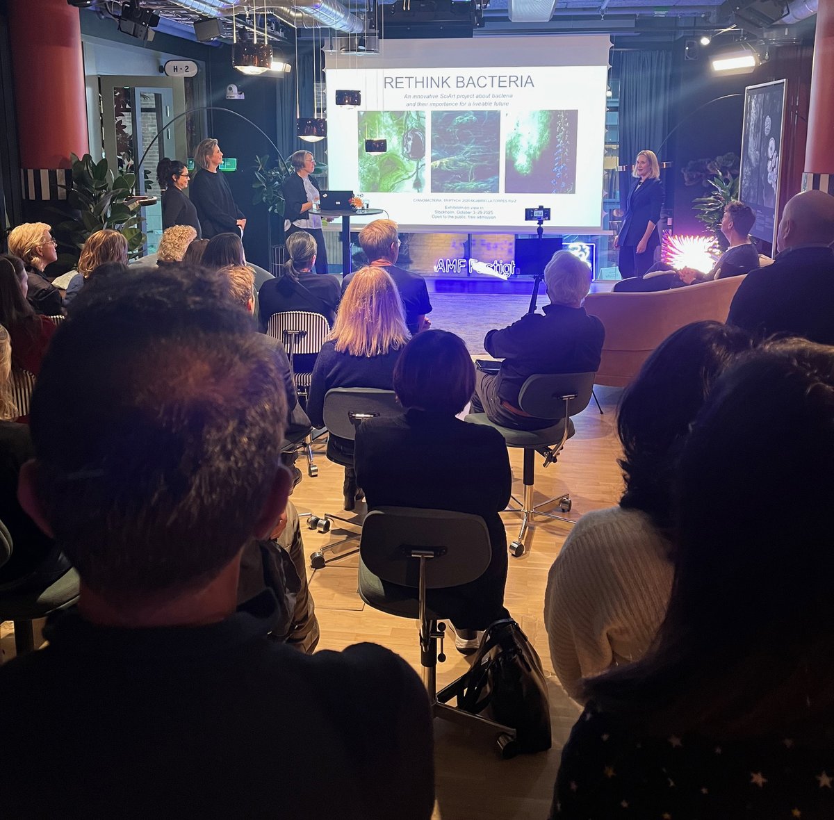 reactgroup's tweet image. ✨ ReAct’s Maria Pränting & Therese Holm joined the opening of Rethink Bacteria – a SciArt exhibition where science meets art!
🖼️ The magical photos by artist Gabriela Torres Ruiz were presented in a warm and welcoming setting, accompanied by enlightening talks:
🎤 Your inner…
