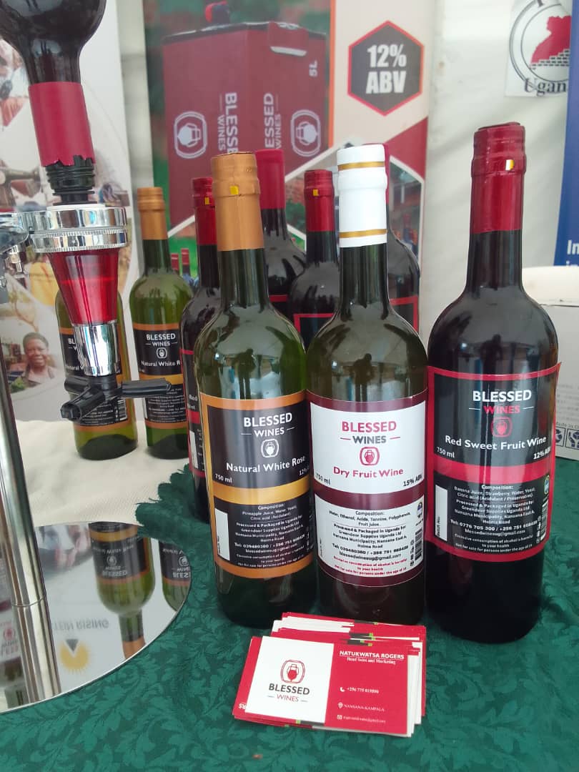 Good morning from UMA showgrounds Lugogo.
Blessed wine is available in different flavours &amp; packaging to fit your budget.
Red sweet 300ml_10k,750ml_25k,1.5Ltr_45k,5ltrs_100k
Dry fruit wine 750Ml_30k
white Rose 750Ml_20k
📱0775019590/0755976376
#BlessedWine
#TasteLikeNoOther