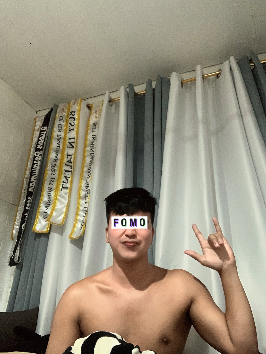 JWU . Still ugaaaaaa . Hi!😂