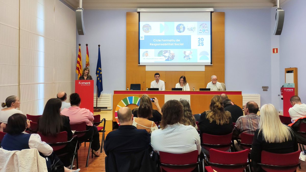📢 Com pot la negociació col·lectiva ajudar les empreses a avançar en sostenibilitat? 🌍

Avui, al #CRL, ho descobrim amb persones expertes a la 3ª sessió del XI Cicle de Responsabilitat Social "Negociació col·lectiva i sostenibilitat"
#RS #ResponsabilitatSocial #CRLcat