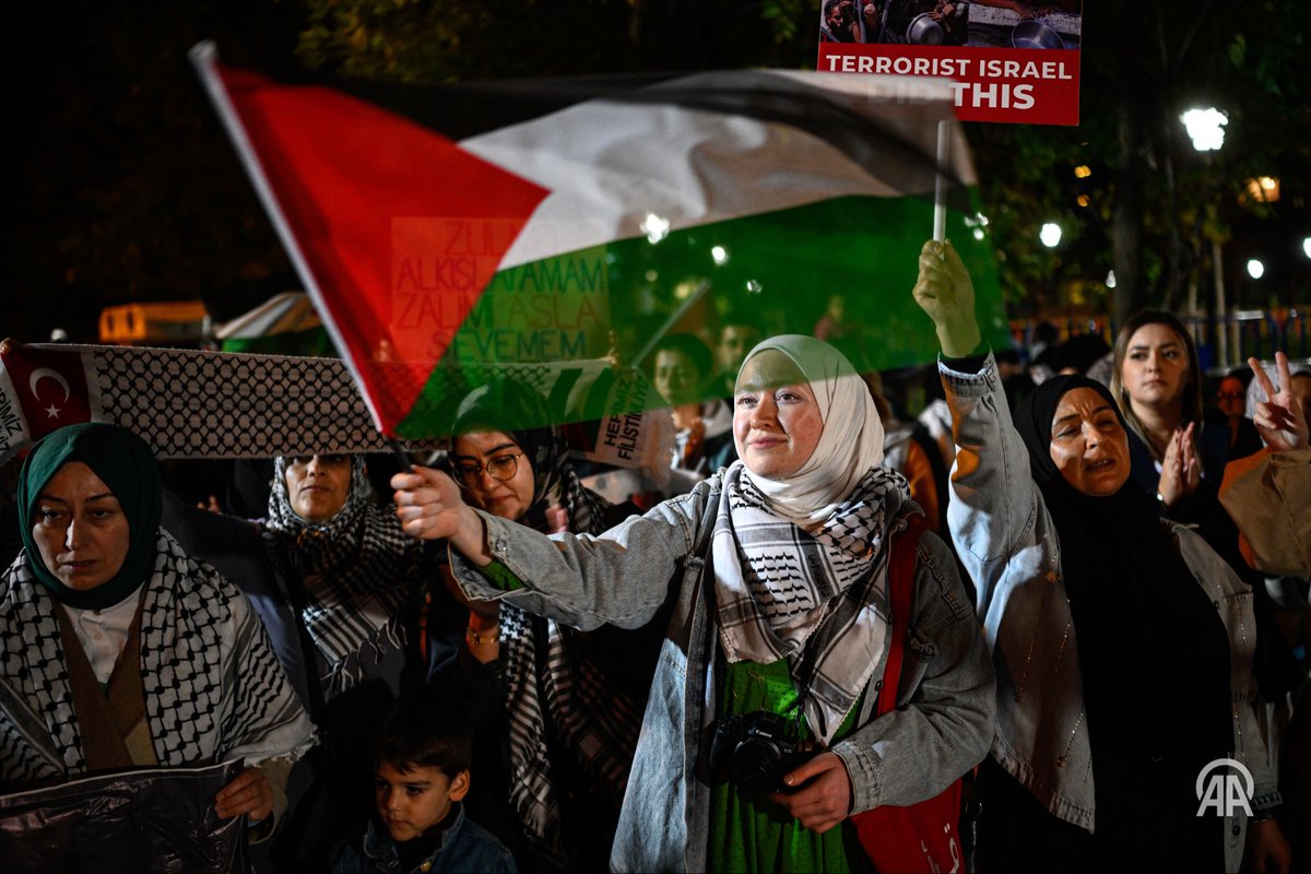 ANKARA, TURKIYE - OCTOBER 2: People gather in front of the US Embassy to protest against Israel’s attack on the Global Sumud Flotilla, which was on its way to Gaza to deliver humanitarian aid, in Ankara, Turkiye on October 2, 2025. 

#anadoluimages #summudflotilla #Gaza