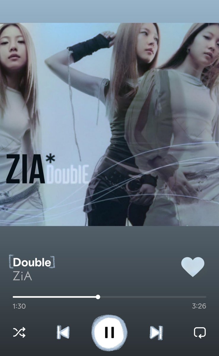 devillbea's tweet image. 𝐔na buena forma de terminar el día, según yo, es com #𝐝ou𝚋𝖑e·𝚖թ𝟹 ★ aunque de repente me vean balbuceando por ahí tratando de cantarla ¡dejenme, ahí soy feliz! ✺ 𓈒 de todos modos #𝓩𝕚𝐀本s𝕚nɢ𝑙e seguirá siendo mi playlist favorita siempre. 🫀

αme𝕣tumǝ' ♡᥀ #𝔷e𝕣o.