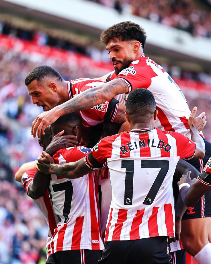 🚨BREAKING : Regis Le Bris says Sunderland must “upgrade” their performance ahead of facing Manchester United, despite their best top-flight start in 70 years.

— <a href="/BBCSport/">BBC Sport</a>