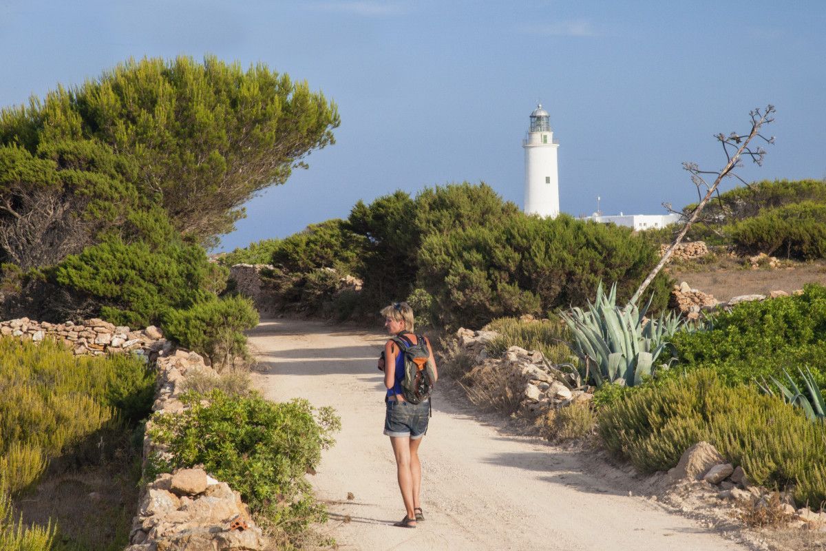 Descubre Formentera en otoño buff.ly/8qMfsj7 vía <a href="/viajesylugares_/">Revista Viajes y Lugares</a>