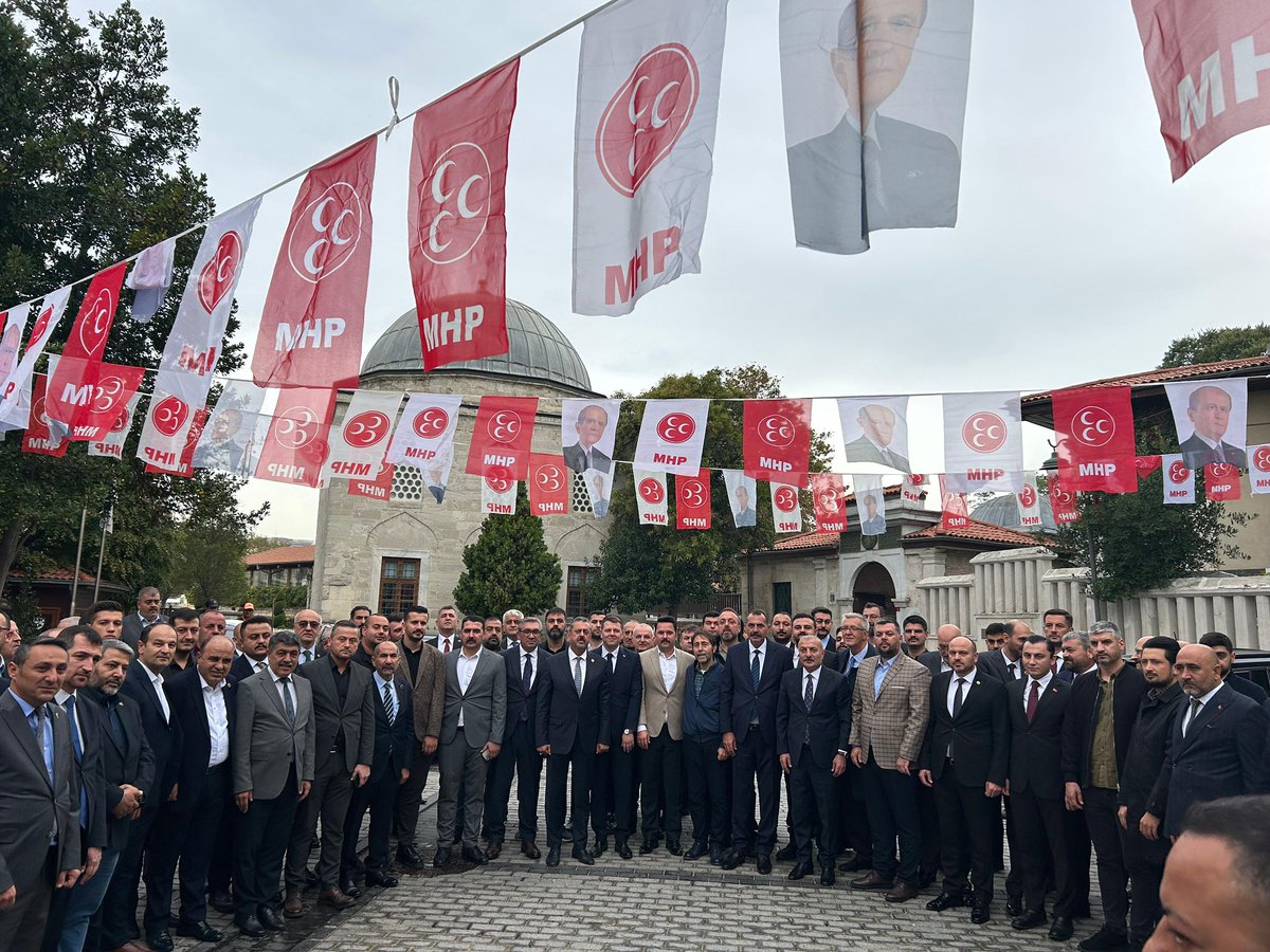 Şehit İl Başkanımız Recep Haşatlı'yı şehadetinin yıl dönümünde, İl Başkanımız Sn. <a href="/sertel_selim/">Sertel Selim</a>, MYK Üyelerimiz, Ülkü Ocakları İstanbul İl Başkanı Sn. <a href="/Aalparslandogan/">Alparslan DOĞAN</a>,İlçe Başkanlarımız ve dava arkadaşlarımızın katılımıyla kabri başında dualarla andık.