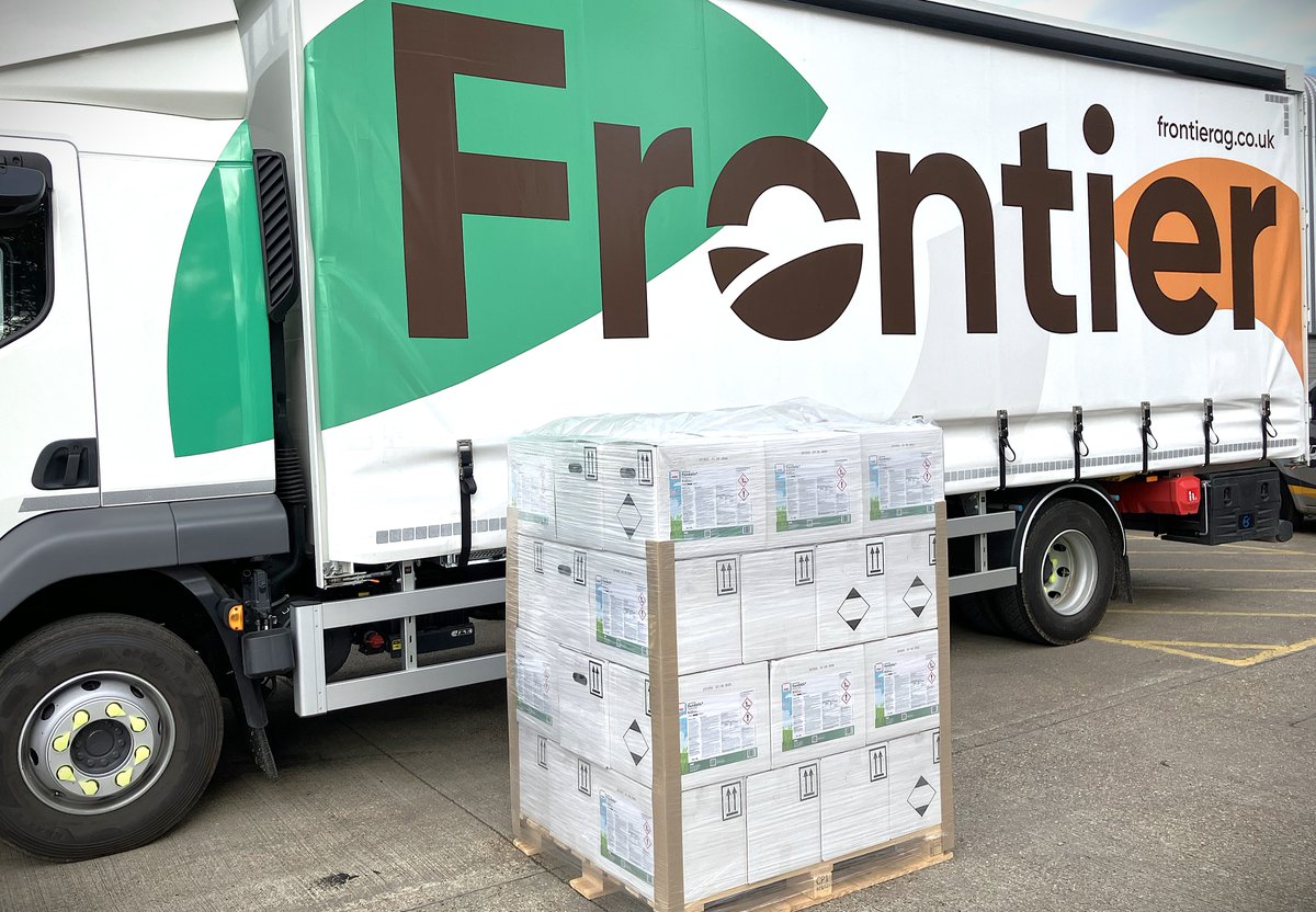 FrontierAg's tweet photo. We’re pleased to be supporting growers with the adoption of new residual herbicide, Fundatis® from FMC, an agronomic advancement offering a much-anticipated solution for winter wheat &amp; barley growers in the face of increasing weed pressures 🌱 https://t.co/DOFfJzLZOb https://t.co/frGMhen2ra