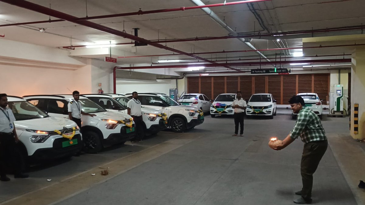 We performed the Dussehra vehicle pooja at our various HUBs seeking blessings for safe journeys, responsible service, and greener roads.

Grateful to our Pilots, Operations Crew, and Partners who keep the wheels moving every day.

Happy Vijayadashami from Team EVZIP.