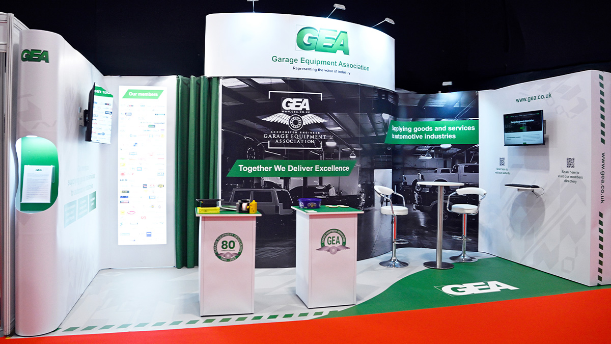 Quadrant2Design's tweet image. Professional 6m x 3m Booth #Exhibition Stand for Garage Equipment Association.