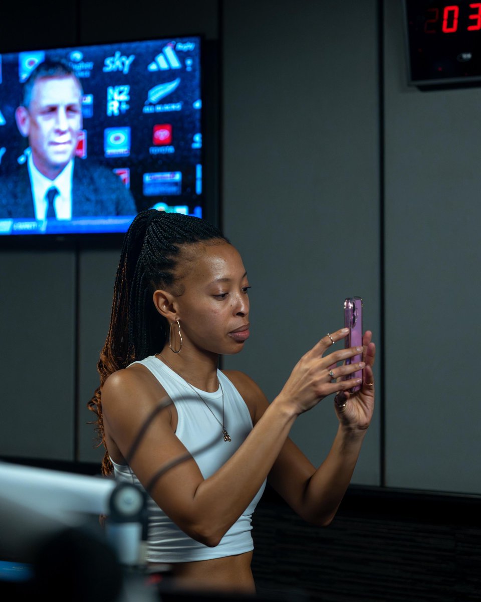 dj_tshepi_'s tweet image. Let's plug in 🔌#PianoPlug. 19:00 - 22:00 on @5FM Every Saturday ❤️