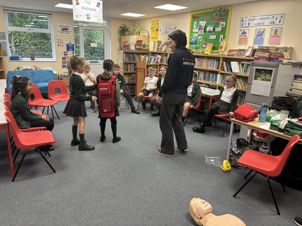 Our new tranche of Junior First Aiders are being trained up today by Mission Training! They can’t wait to start…