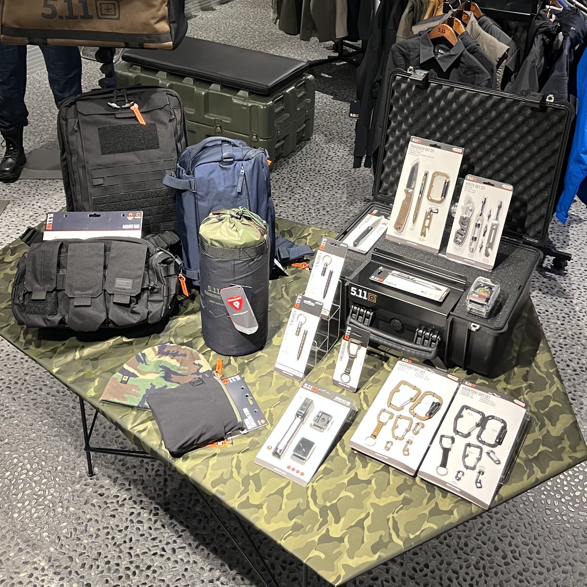 LAST_GEAR_japan's tweet photo. 5.11tactical 新商品入荷致しました！

LASTGEAR HQ にて明日より販売開始です！

#511TACTICAL
#LASTGEAR
#新商品 https://t.co/MxbIDkjbJA