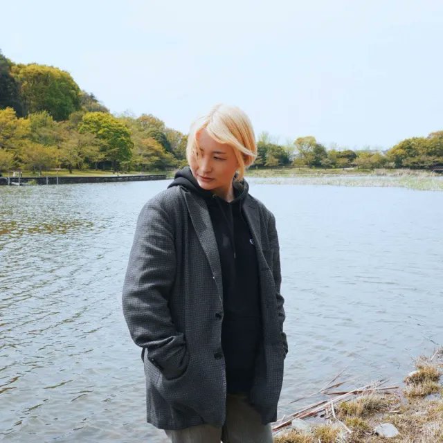 【予約】Hannah Warm - Dive / KEEP ON [7"] 12月6日発売 「トレイシー · ソーンやシャーデーを彷彿とさせる涼しげで包容感のある歌声が魅力のシンガーソングライター。フルアルバム『VIA』に収録されている大人気曲「Dive」と「KEEP ON」が待望の 7inch 化！」wenod.com/?pid=188734745