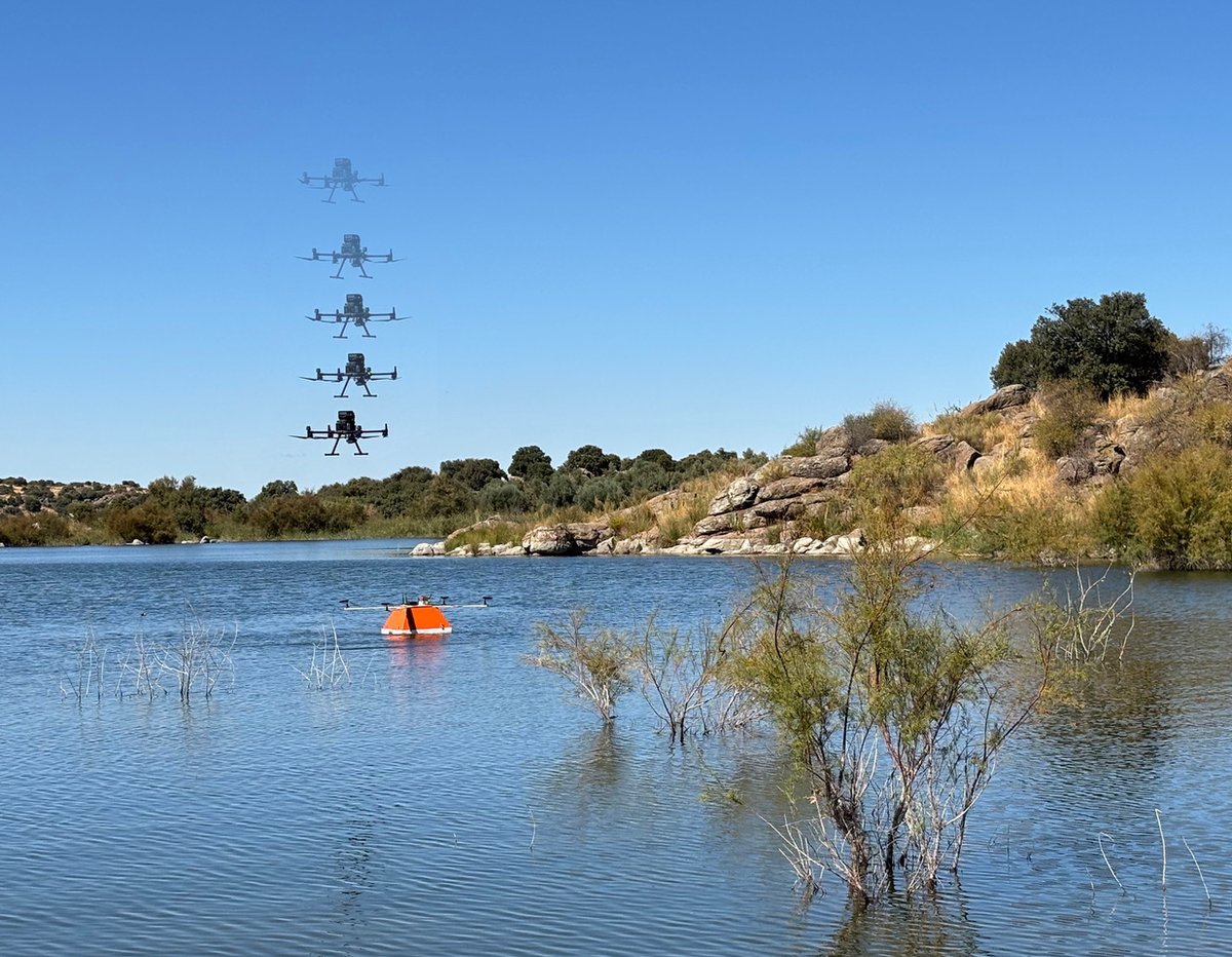 industrialesupm's tweet image. 🚀🤖 La @ETSII_UPM avanza en el proyecto INSERTION con pruebas exitosas de cooperación #multirobot en entornos acuáticos. UAV y USV trabajan juntos de forma autónoma en misiones reales.
👉 Innovación en acción: percepción, control y cooperación.
#Robótica #IA #UPM