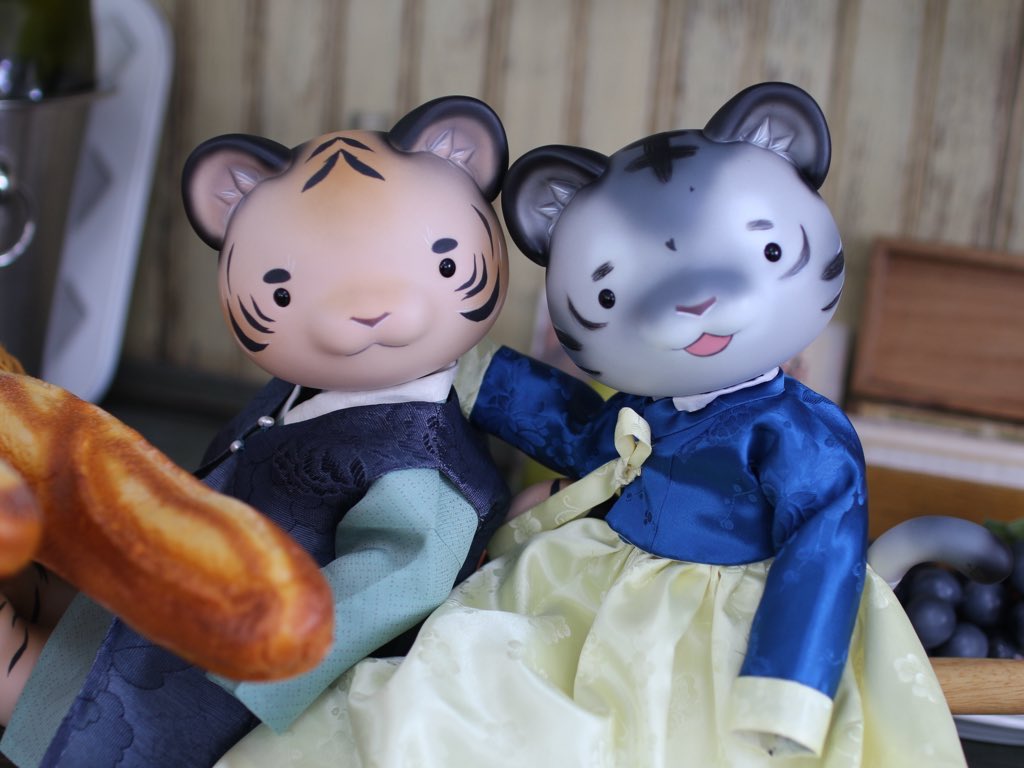 하늘이 열린날! Aka. 호랭이 쑥마늘 포기한 날

#주올로직 #ZOOLOGIC_BJD