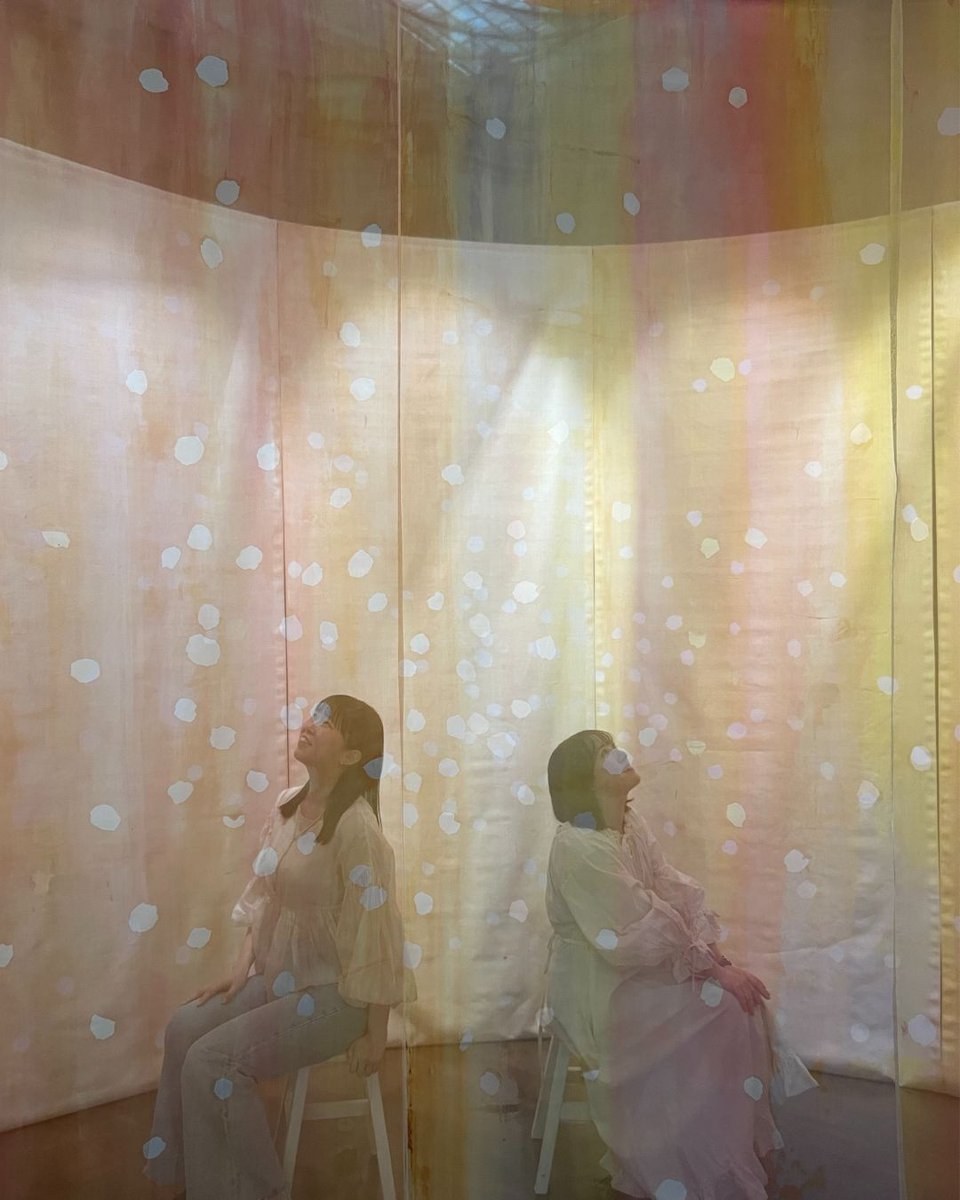 開催中の展覧会は5日（日）まで❣
 ＃チョコレート の魅力をテーマにした　＃没入型アート も ＃ミニチュア のチョコレートタウンも、植物染めの光の中で体験するインスタレーションも日曜まで。最後にぜひ見届けてください。
ご予約＞＞felissimo.co.jp/chocolatemuseu…

＃チョコレートミュージアム
＃最終日