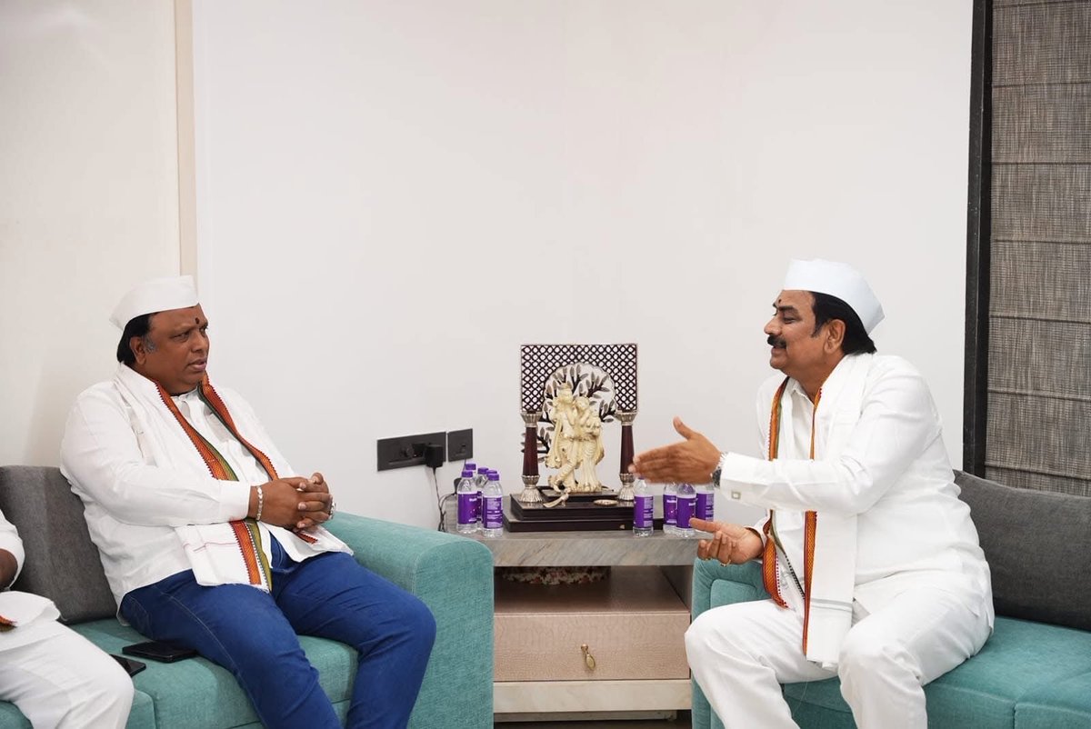 महाराष्ट्र राज्याचे माहिती तंत्रज्ञान व सांस्कृतिक कार्यमंत्री ॲड. आशिष शेलार जी यांना वाढदिवसाच्या मनःपूर्वक शुभेच्छा. निरोगी दीर्घायुष्य लाभो, हीच प्रार्थना !

#AdvAshishShelar <a href="/ShelarAshish/">Adv. Ashish Shelar - ॲड. आशिष शेलार</a>